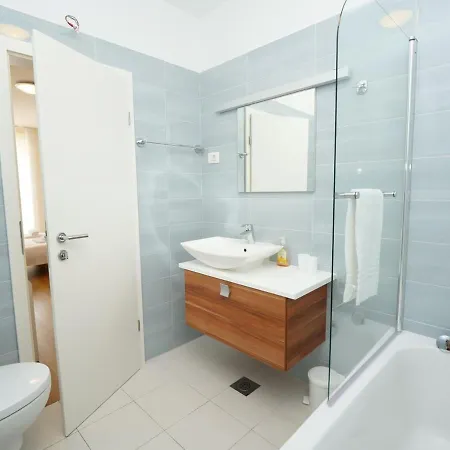 Apartman Adriatica Διαμέρισμα *