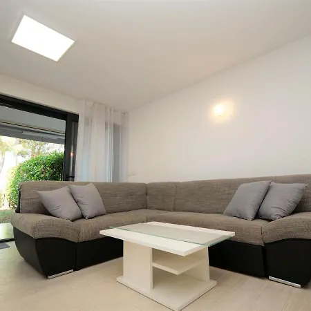 Lägenhet Apartman Adriatica *